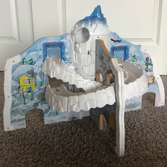 used thomas the train bed